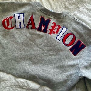 Cropped Champion Crewneck